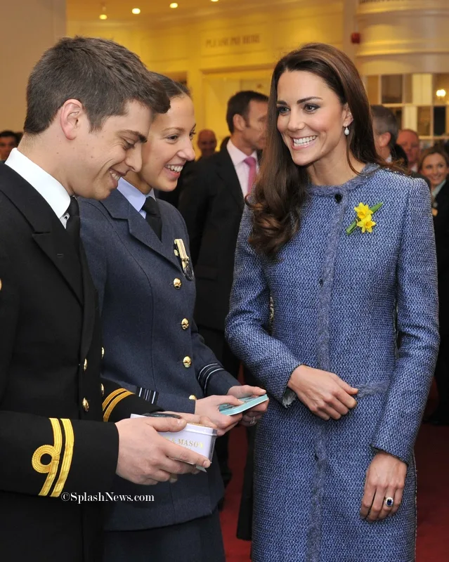 Queen Elizabeth, Camilla and Kate visit Fortmun & Mason