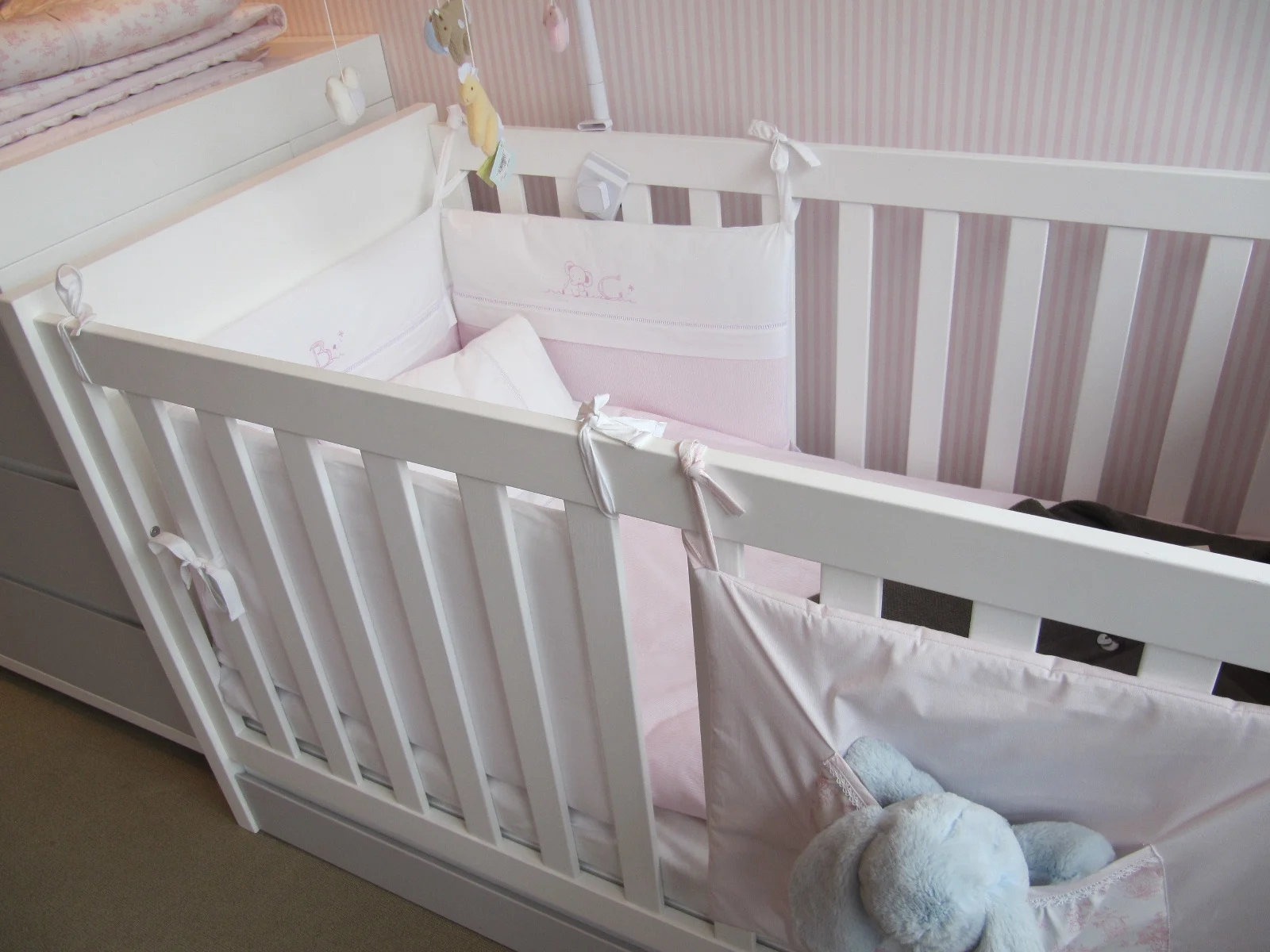 Via Cici Crib Blog