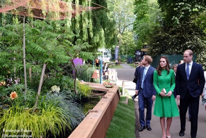 Kate Middleton Green Catherine Walker Coatdress Coat Dress Chelsea Flower Show 2016